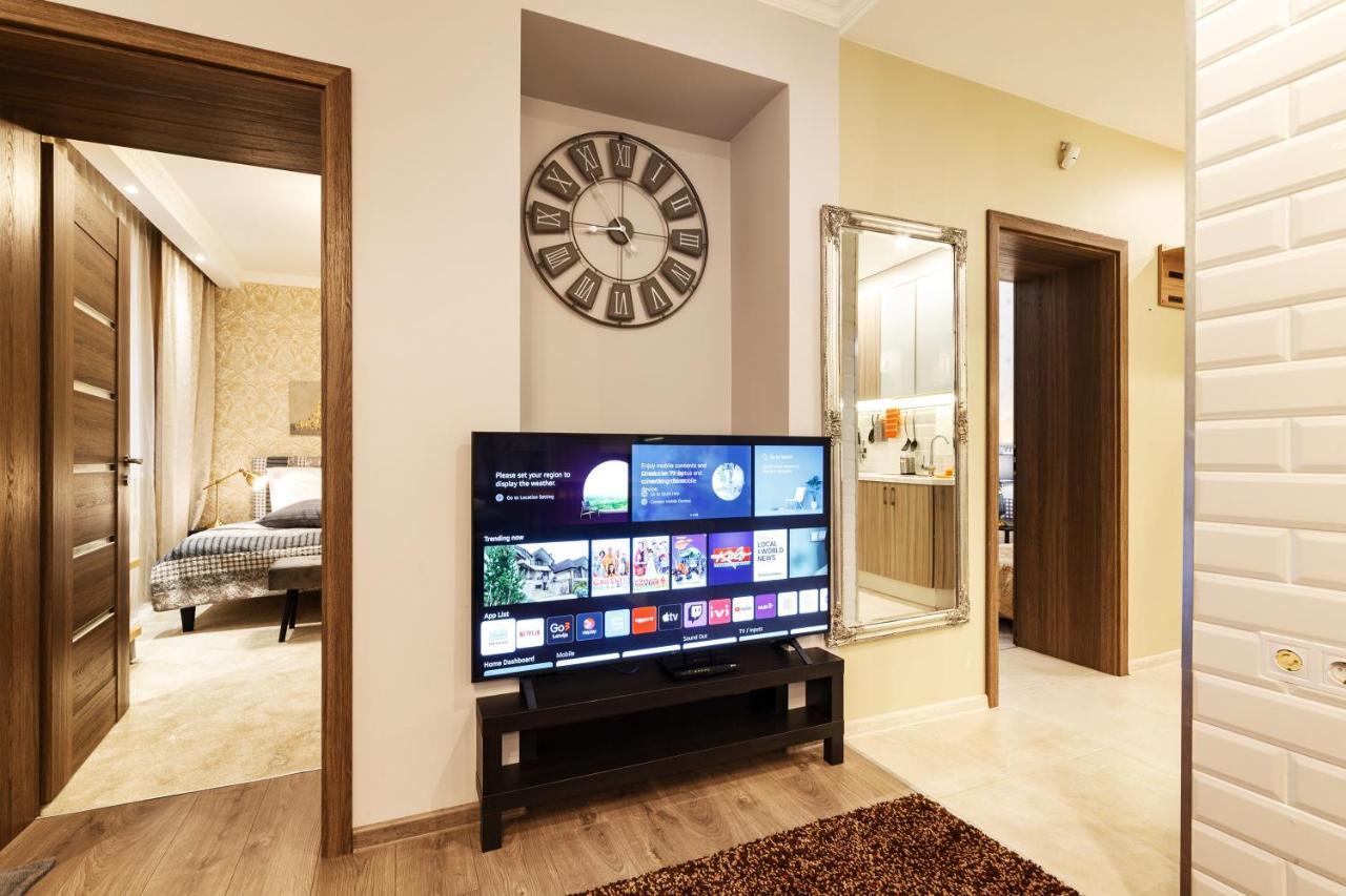 Parkcosylux Two Bedrooms Apart Free Parking ريغا المظهر الخارجي الصورة