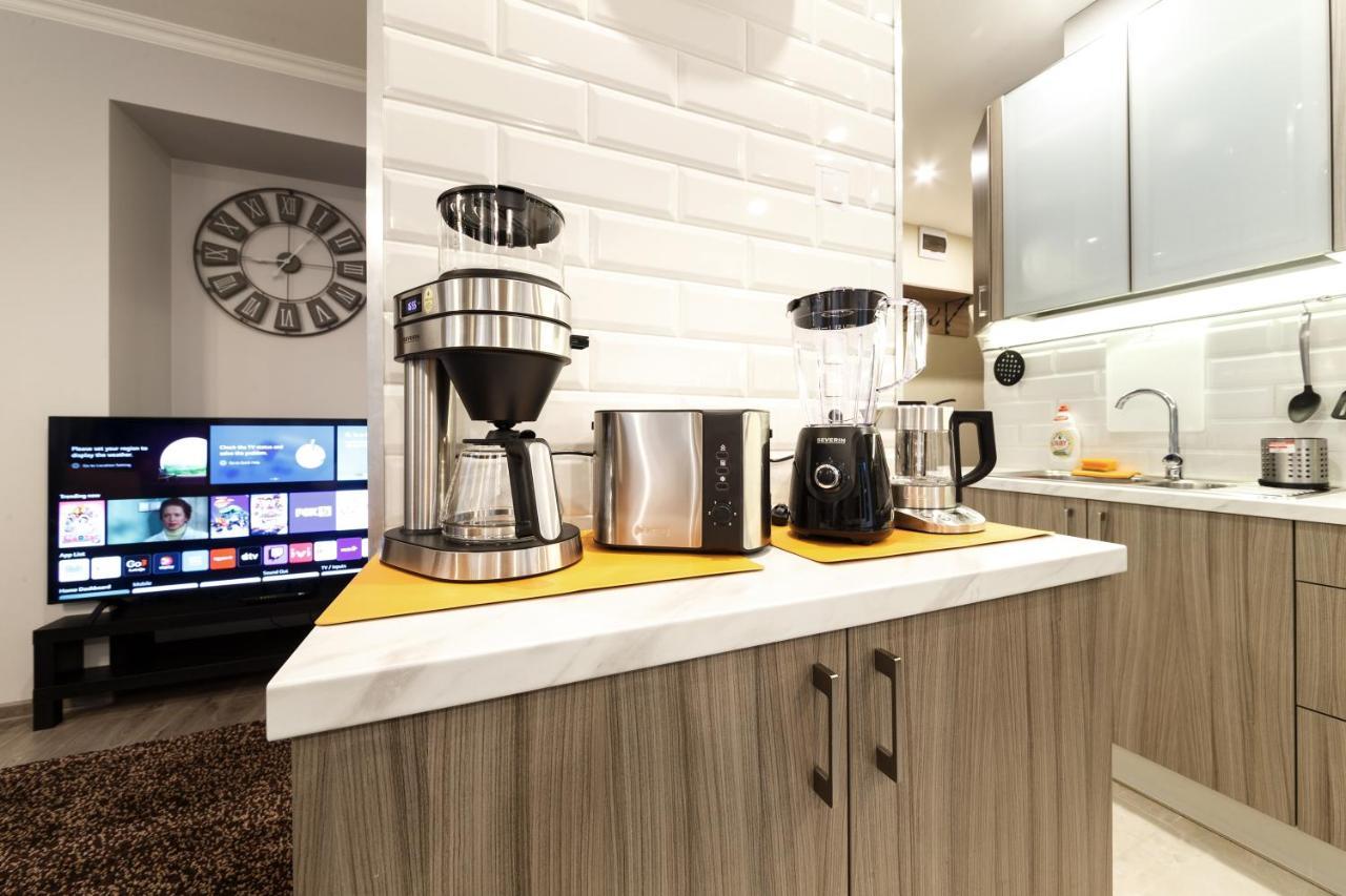 Parkcosylux Two Bedrooms Apart Free Parking ريغا المظهر الخارجي الصورة